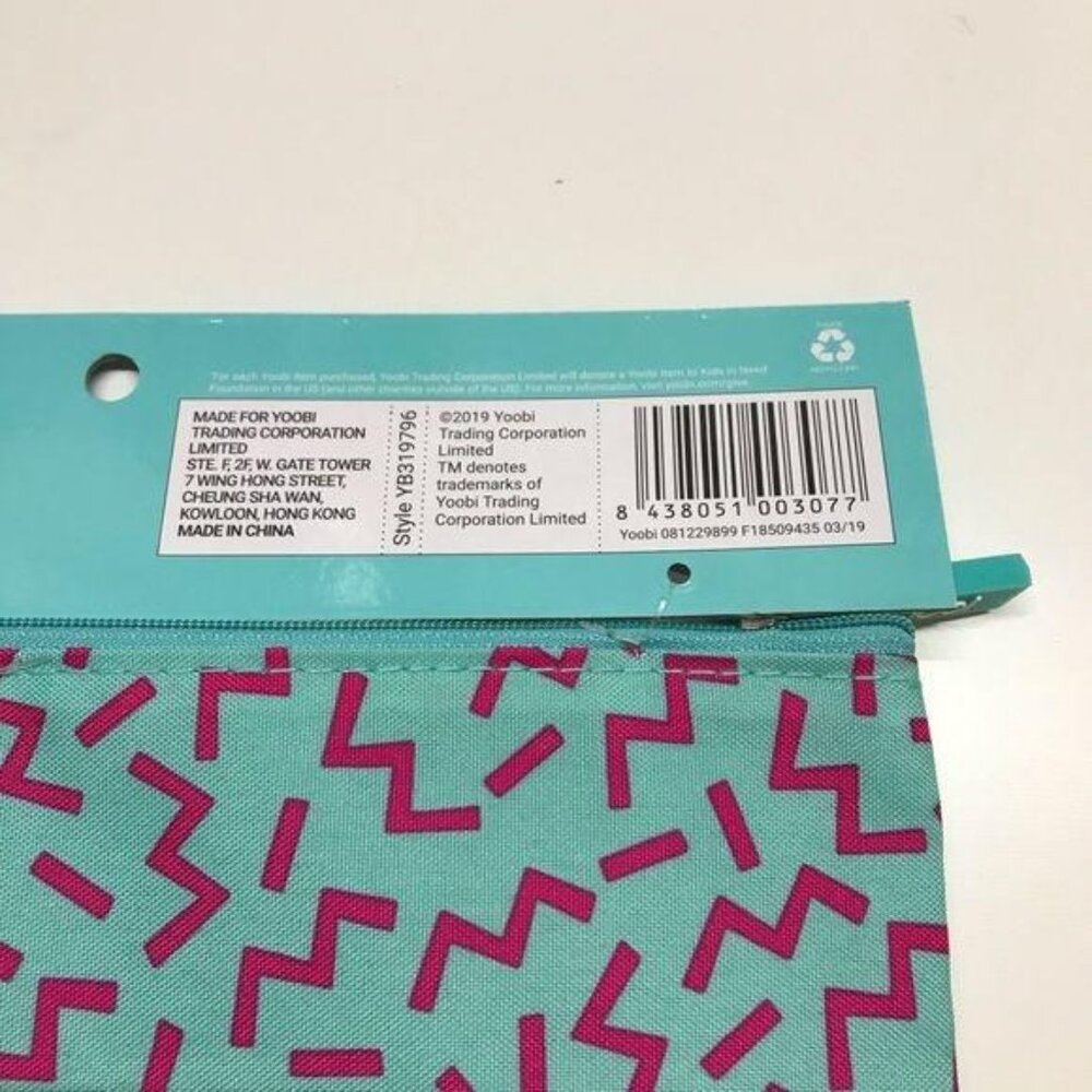 Yoobi 2 Piece Binder Zip Case Set Flamingo & Zigzag Design - Picture 8 of 8